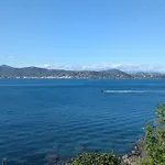 Superbe 3 pièces 4 étoiles Plein centre 70m du Port