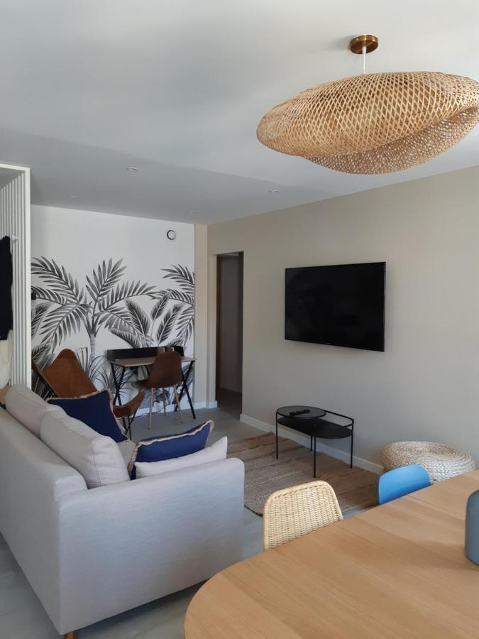 Superbe 3 Pièces 4 étoiles Plein Centre 70m Du Port Appartamento Saint-Tropez