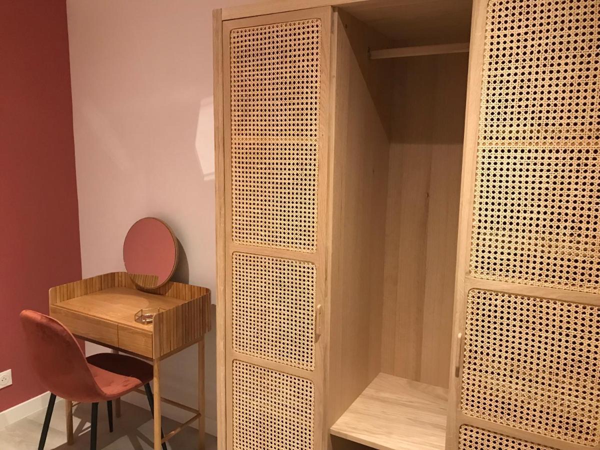 Appartamento Superbe 3 Pièces 4 étoiles Plein Centre 70m Du Port *