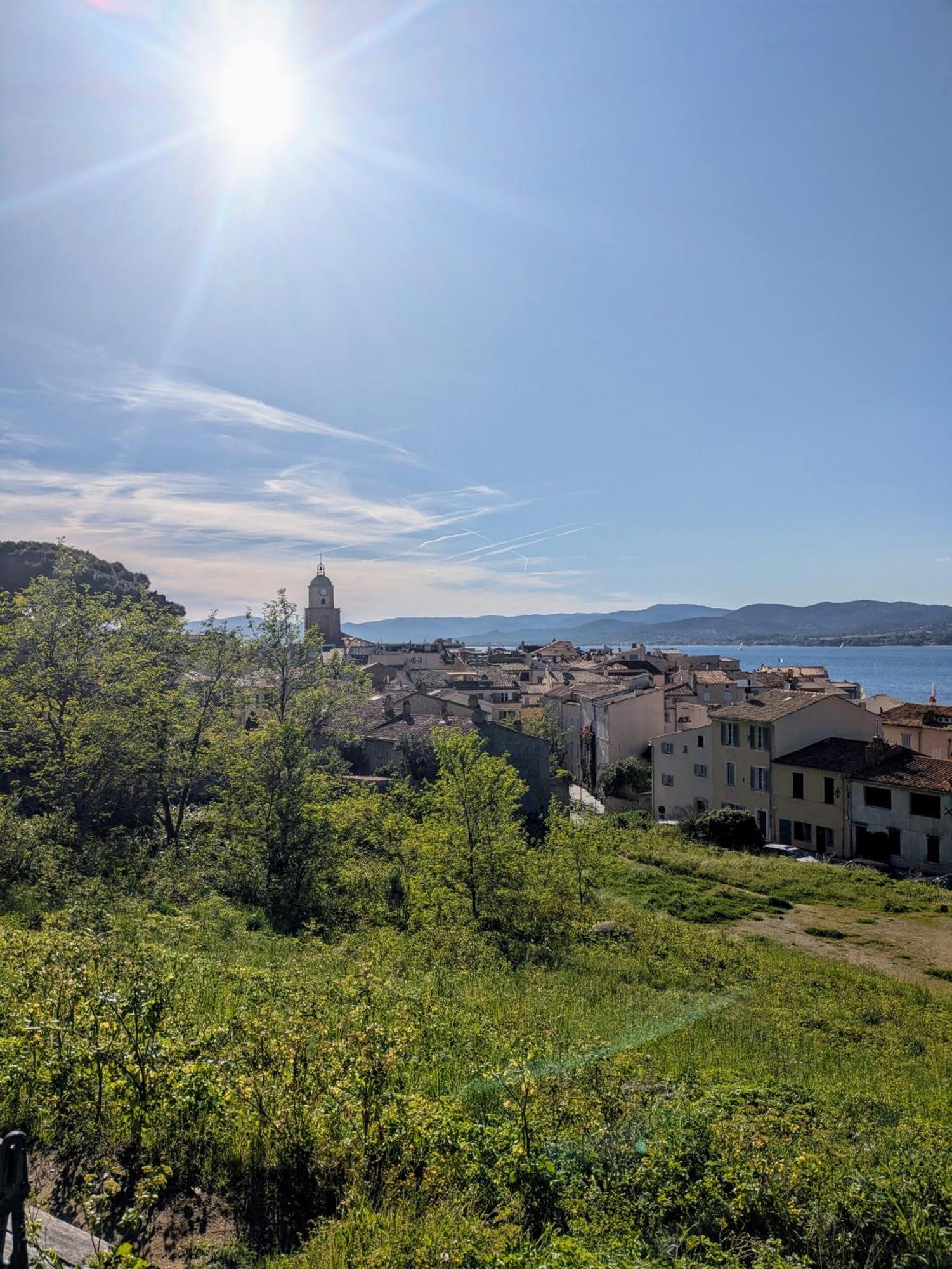 Superbe 3 Pièces 4 étoiles Plein Centre 70m Du Port *